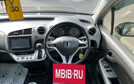 Honda Stream II, 2012 год, 1 299 000 рублей, 21 фотография