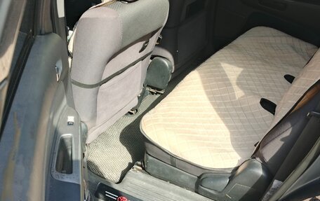 Toyota Wish II, 2003 год, 555 000 рублей, 5 фотография