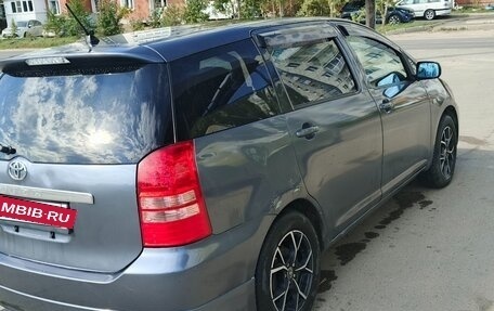 Toyota Wish II, 2003 год, 555 000 рублей, 10 фотография