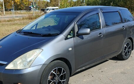 Toyota Wish II, 2003 год, 555 000 рублей, 30 фотография
