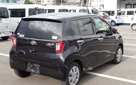 Daihatsu Mira e:S II, 2022 год, 550 000 рублей, 2 фотография