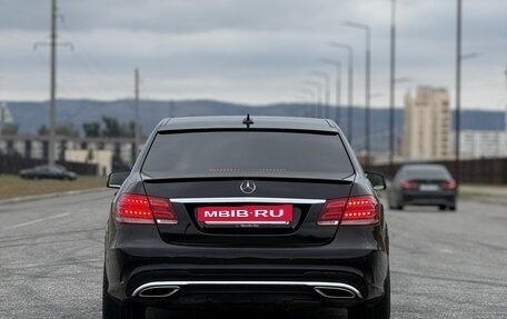 Mercedes-Benz E-Класс, 2013 год, 1 890 000 рублей, 4 фотография