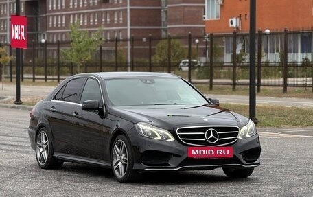 Mercedes-Benz E-Класс, 2013 год, 1 890 000 рублей, 2 фотография