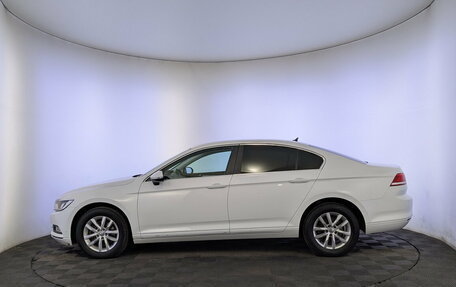 Volkswagen Passat B8 рестайлинг, 2019 год, 2 190 000 рублей, 8 фотография