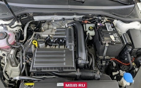 Volkswagen Passat B8 рестайлинг, 2019 год, 2 190 000 рублей, 11 фотография