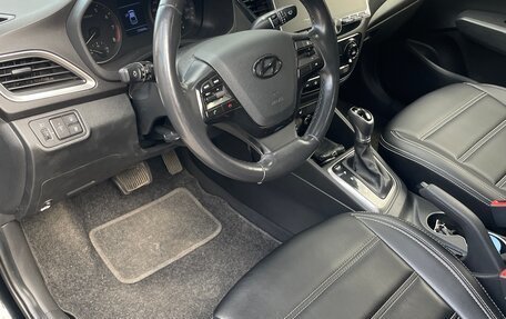 Hyundai Solaris II рестайлинг, 2017 год, 1 319 000 рублей, 3 фотография