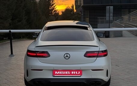Mercedes-Benz E-Класс, 2021 год, 4 350 000 рублей, 9 фотография