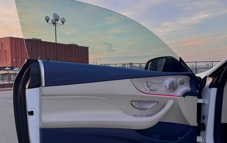 Mercedes-Benz E-Класс, 2021 год, 4 350 000 рублей, 15 фотография