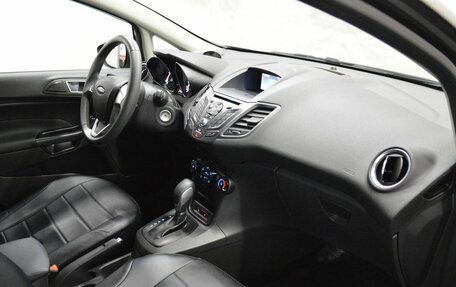 Ford Fiesta, 2016 год, 850 000 рублей, 12 фотография