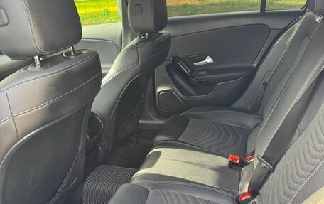 Mercedes-Benz A-Класс, 2018 год, 2 200 000 рублей, 7 фотография