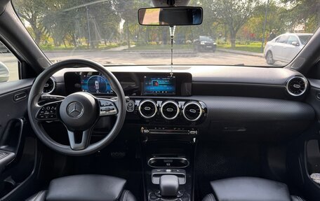 Mercedes-Benz A-Класс, 2018 год, 2 200 000 рублей, 5 фотография