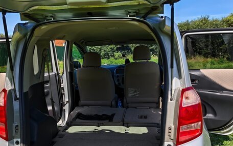 Toyota Ractis I, 2005 год, 630 000 рублей, 6 фотография