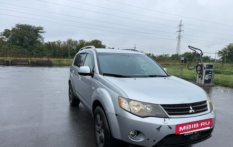 Mitsubishi Outlander III рестайлинг 3, 2007 год, 399 000 рублей, 3 фотография