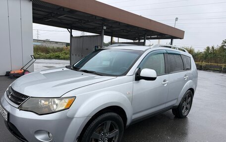 Mitsubishi Outlander III рестайлинг 3, 2007 год, 399 000 рублей, 4 фотография