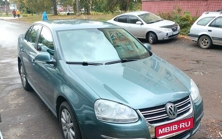 Volkswagen Jetta VI, 2008 год, 640 000 рублей, 2 фотография