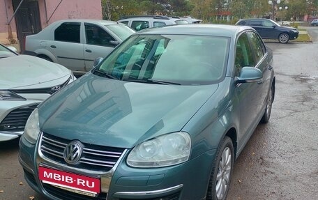 Volkswagen Jetta VI, 2008 год, 640 000 рублей, 3 фотография