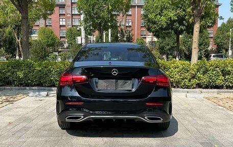 Mercedes-Benz A-Класс, 2023 год, 1 550 000 рублей, 5 фотография
