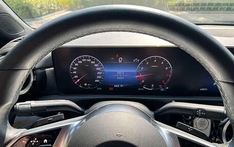 Mercedes-Benz A-Класс, 2023 год, 1 550 000 рублей, 9 фотография