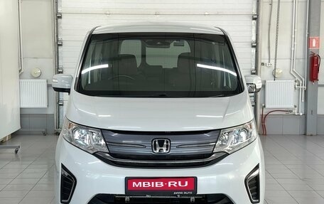 Honda Stepwgn IV, 2020 год, 2 349 000 рублей, 2 фотография