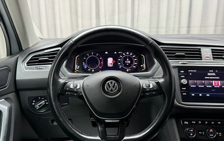 Volkswagen Tiguan II, 2019 год, 2 499 000 рублей, 13 фотография