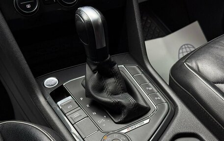Volkswagen Tiguan II, 2019 год, 2 499 000 рублей, 22 фотография
