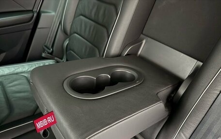 Volkswagen Tiguan II, 2019 год, 2 499 000 рублей, 32 фотография