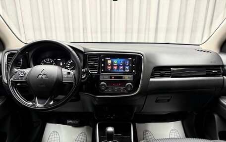 Mitsubishi Outlander III рестайлинг 3, 2019 год, 2 149 000 рублей, 10 фотография