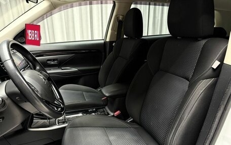 Mitsubishi Outlander III рестайлинг 3, 2019 год, 2 149 000 рублей, 8 фотография