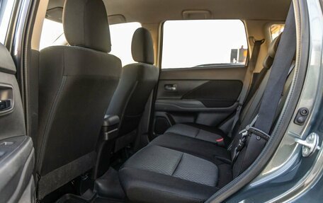 Mitsubishi Outlander III рестайлинг 3, 2014 год, 1 568 000 рублей, 30 фотография