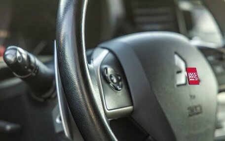 Mitsubishi Outlander III рестайлинг 3, 2014 год, 1 568 000 рублей, 29 фотография