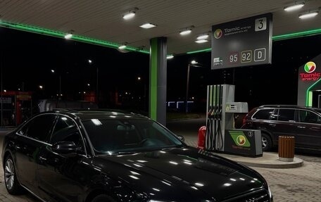 Audi A8, 2014 год, 2 300 000 рублей, 1 фотография