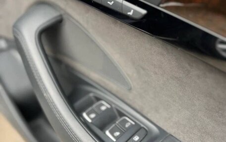 Audi A8, 2014 год, 2 300 000 рублей, 11 фотография
