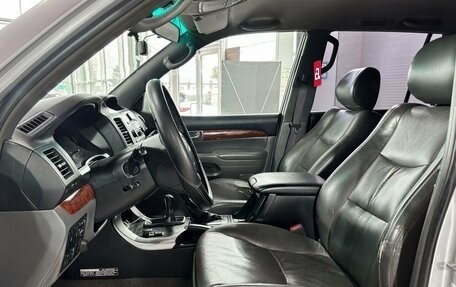 Toyota Land Cruiser Prado 120 рестайлинг, 2004 год, 1 235 000 рублей, 7 фотография