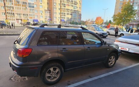 Mitsubishi Outlander III рестайлинг 3, 2003 год, 420 000 рублей, 3 фотография