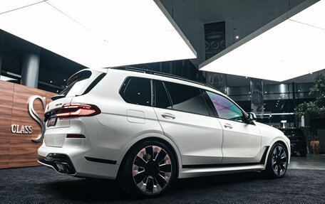 BMW X7, 2022 год, 10 290 000 рублей, 8 фотография
