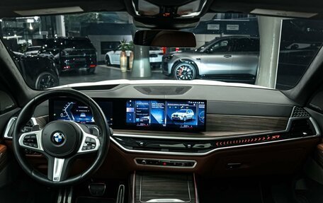 BMW X7, 2022 год, 10 290 000 рублей, 14 фотография
