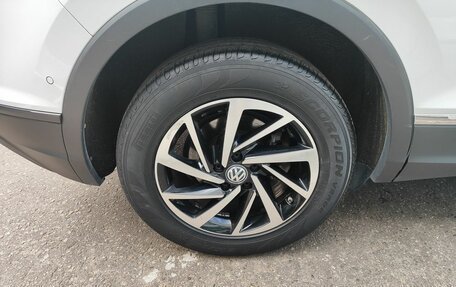 Volkswagen Tiguan II, 2018 год, 2 309 000 рублей, 12 фотография