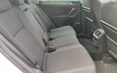 Volkswagen Tiguan II, 2018 год, 2 309 000 рублей, 11 фотография