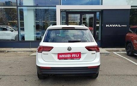 Volkswagen Tiguan II, 2018 год, 2 309 000 рублей, 6 фотография