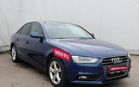 Audi A4, 2015 год, 1 749 000 рублей, 3 фотография