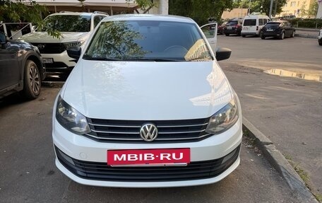 Volkswagen Polo VI (EU Market), 2017 год, 1 020 000 рублей, 2 фотография