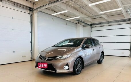 Toyota Auris II, 2014 год, 1 259 000 рублей, 2 фотография