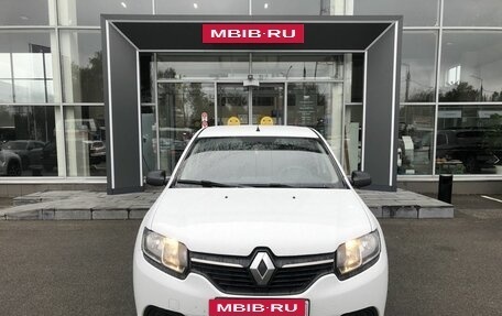 Renault Logan II, 2018 год, 673 000 рублей, 2 фотография