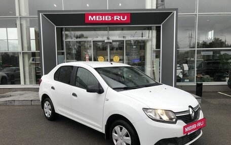 Renault Logan II, 2018 год, 673 000 рублей, 3 фотография