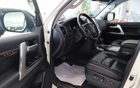 Toyota Land Cruiser 200, 2016 год, 7 500 000 рублей, 11 фотография
