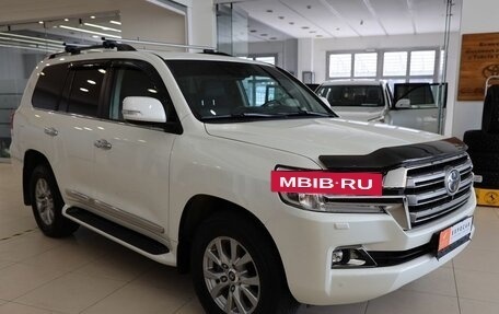 Toyota Land Cruiser 200, 2016 год, 7 500 000 рублей, 3 фотография