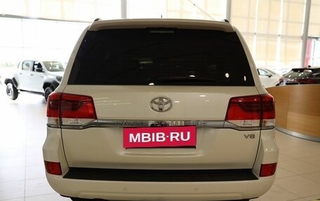Toyota Land Cruiser 200, 2016 год, 7 500 000 рублей, 6 фотография