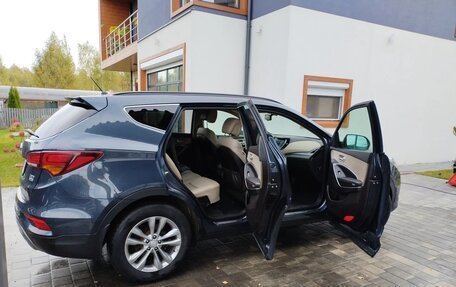 Hyundai Santa Fe III рестайлинг, 2016 год, 2 100 000 рублей, 3 фотография