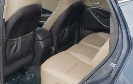 Hyundai Santa Fe III рестайлинг, 2016 год, 2 100 000 рублей, 17 фотография
