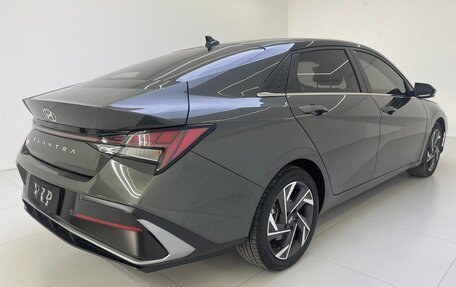 Hyundai Elantra, 2022 год, 1 180 000 рублей, 5 фотография